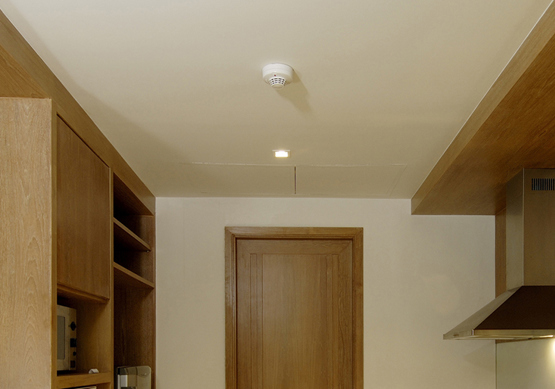 Smoke alarm system in kitchen